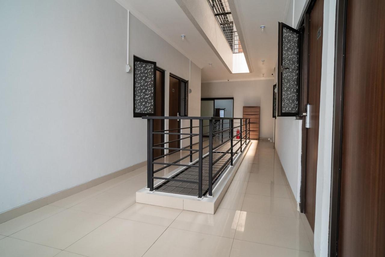 فندق Koolkost Near Pasar Baru جاكرتا المظهر الخارجي الصورة